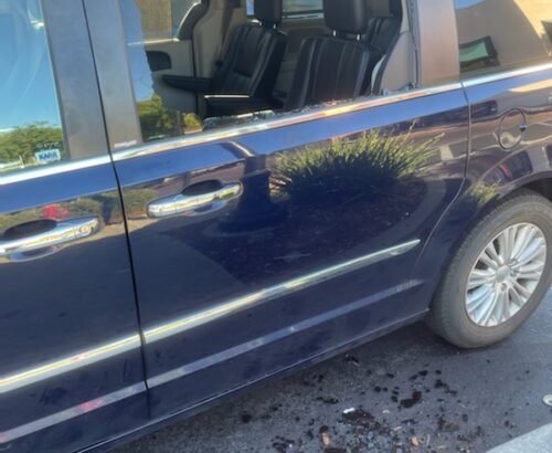 2013 Chrysler Town & Country Left Rear Sliding Glass Window Replacement in Elk Grove