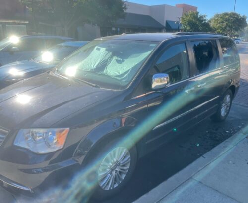 2013 Chrysler Town and Country Driver Side Sliding Door Glass